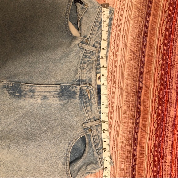 Faded Glory Women’s Relax Fit Mom Jeans - Picture 10 of 10